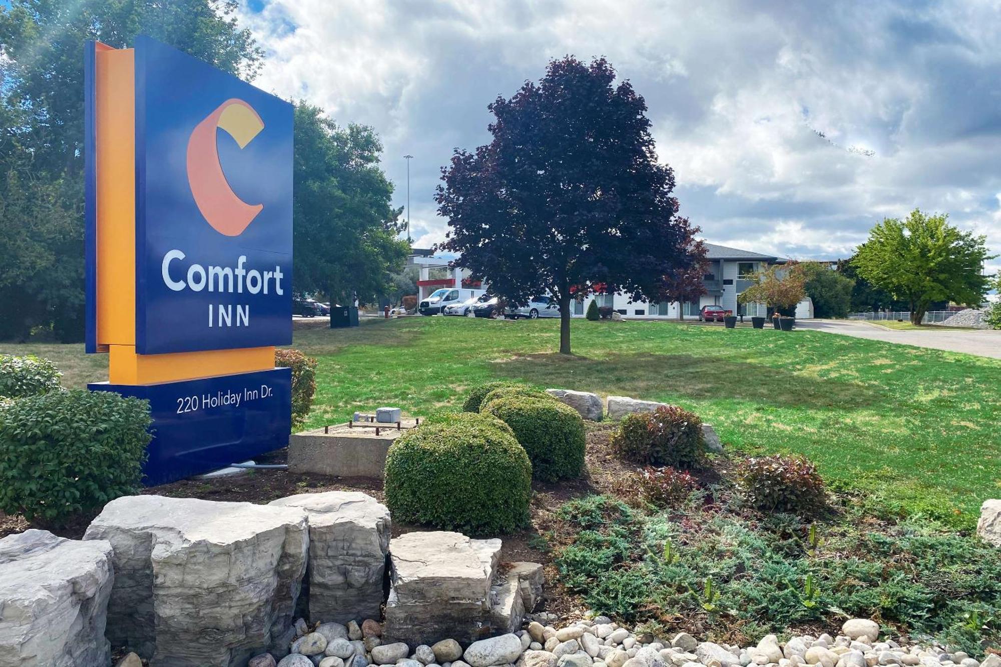 Comfort Inn Кеймбридж Экстерьер фото